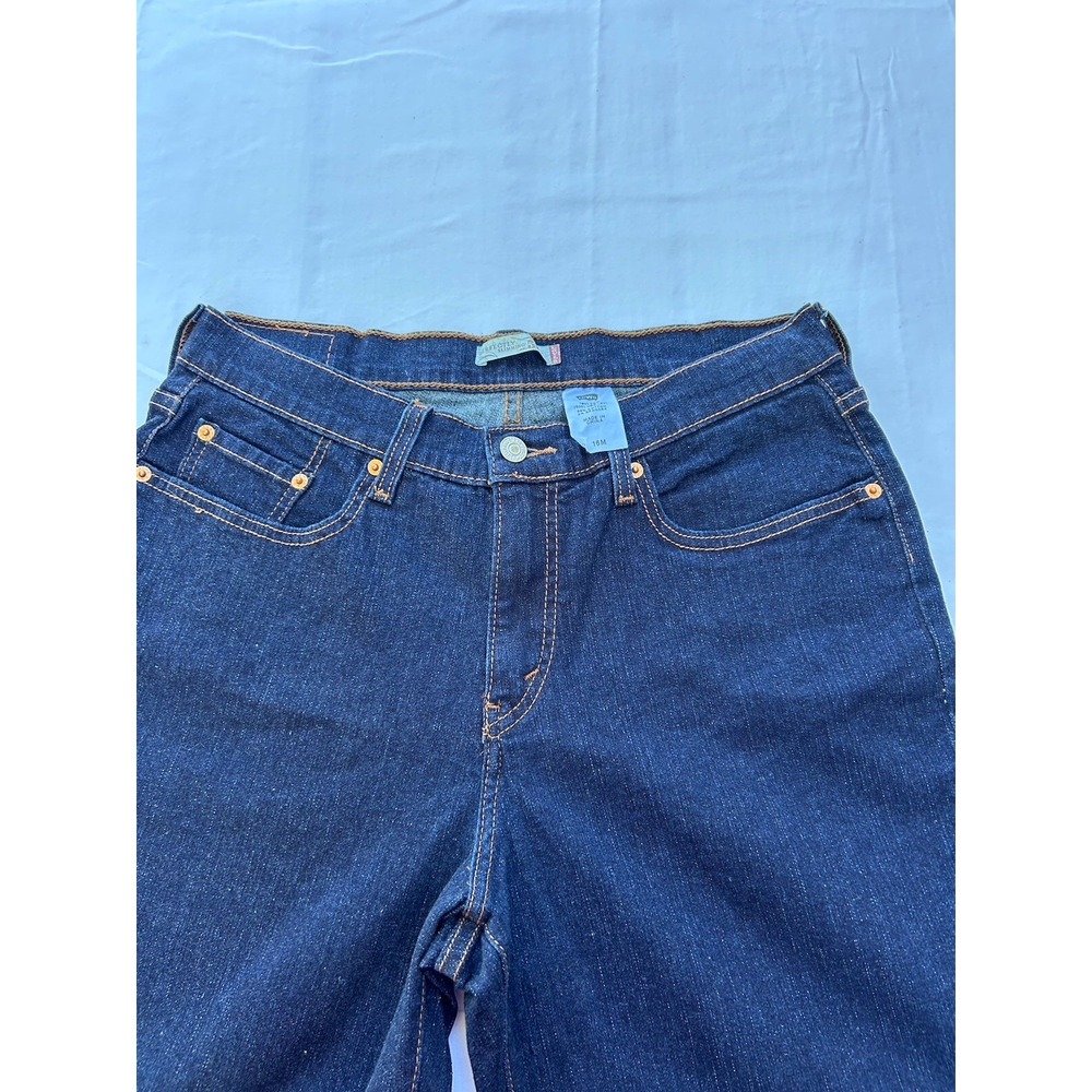 Levi's 518 Perfectly‎ Slimming Bootcut Jeans 16M Style 07314